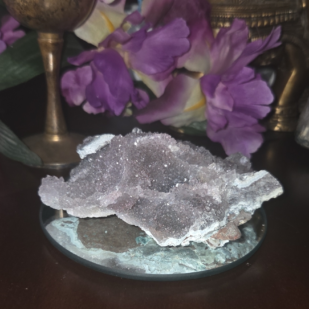 Amethyst-Zeolite Cluster